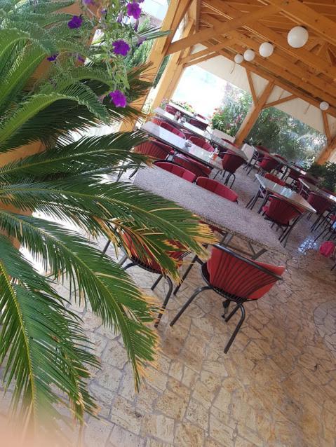 Ferienwohnung Pansion Dragica Rab Town Exterior foto